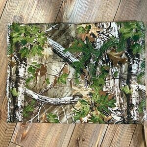 Small Camouflage Patterned pet crate pad. NWT